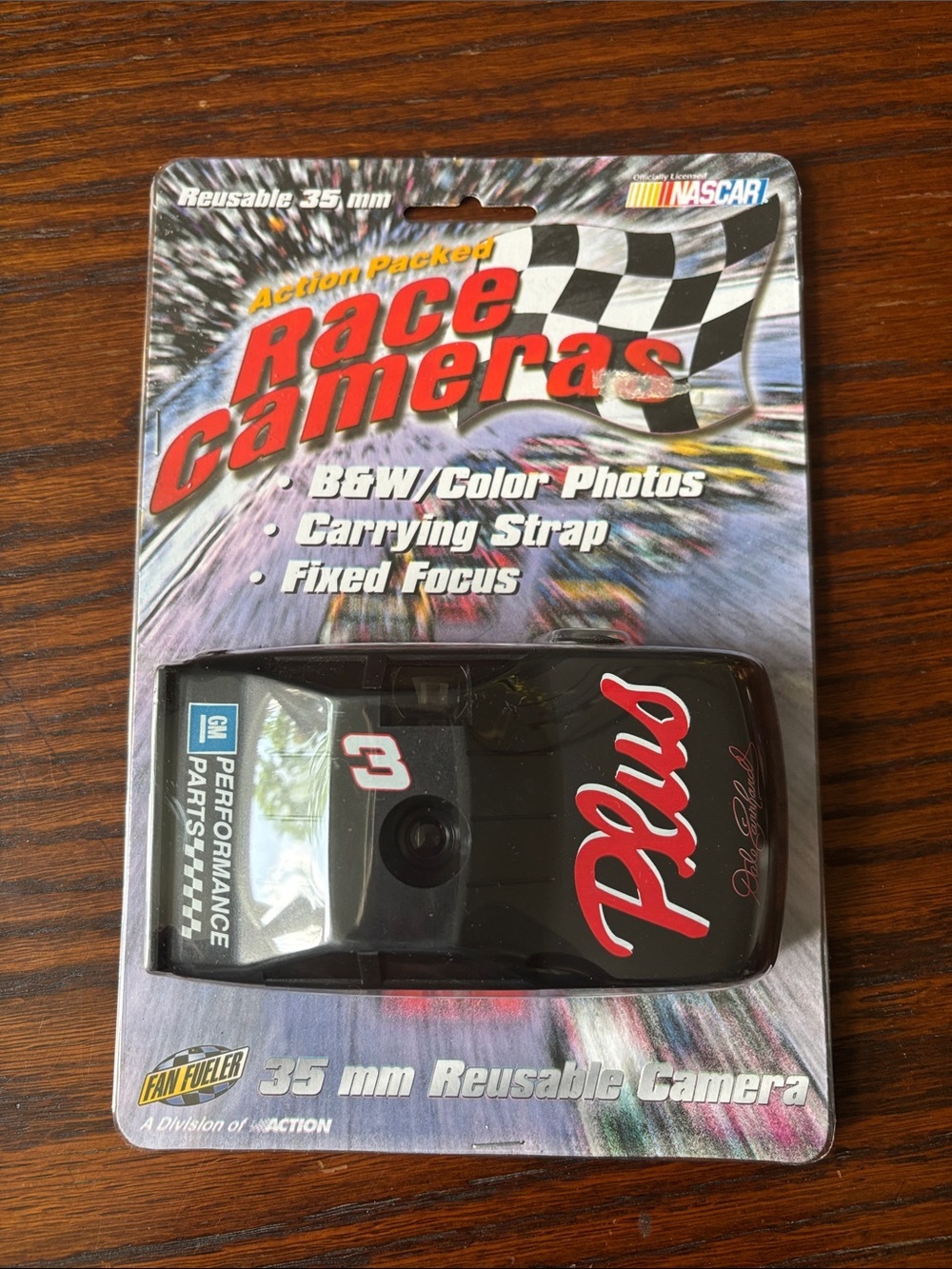 Vintage Nascar reusable 35mm race camera New in packaging